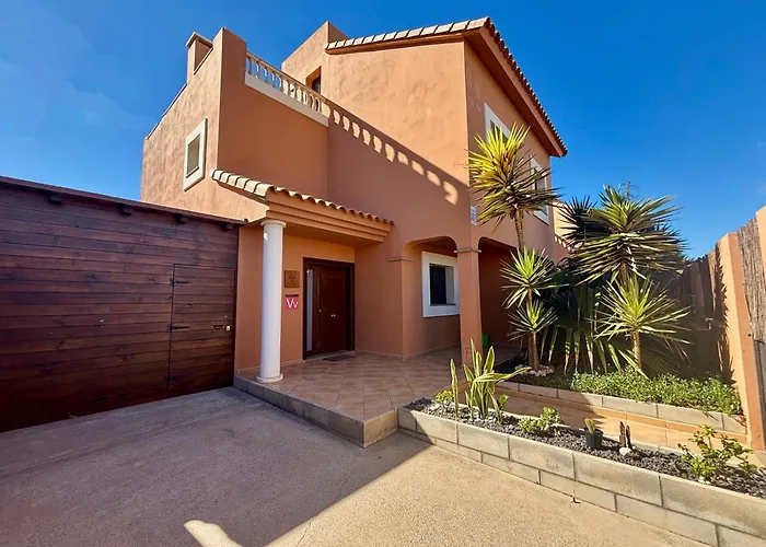 Villa Tarabilla With Private Pool & Ocean Views